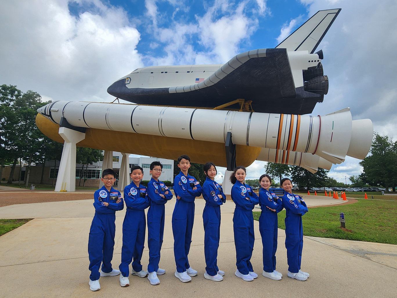 The eight YF Life Jr. Astronauts displayed the spirit of "It is Possible!" throughout the space-exploration journey.